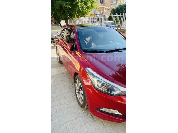 Sahibinden Hyundai i20 1.2 MPI Style 2014 Model 