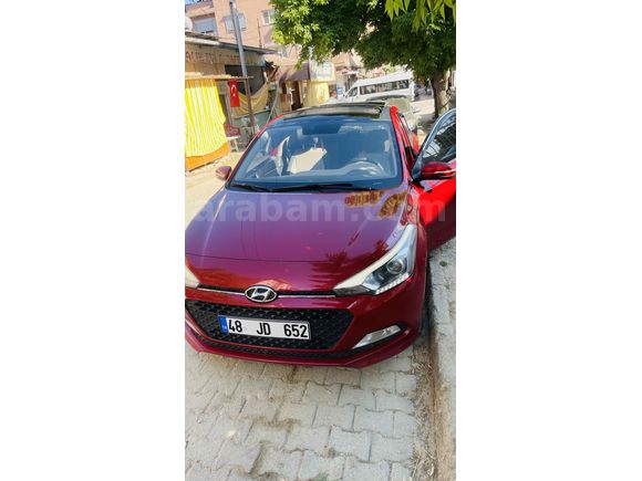Sahibinden Hyundai i20 1.2 MPI Style 2014 Model 