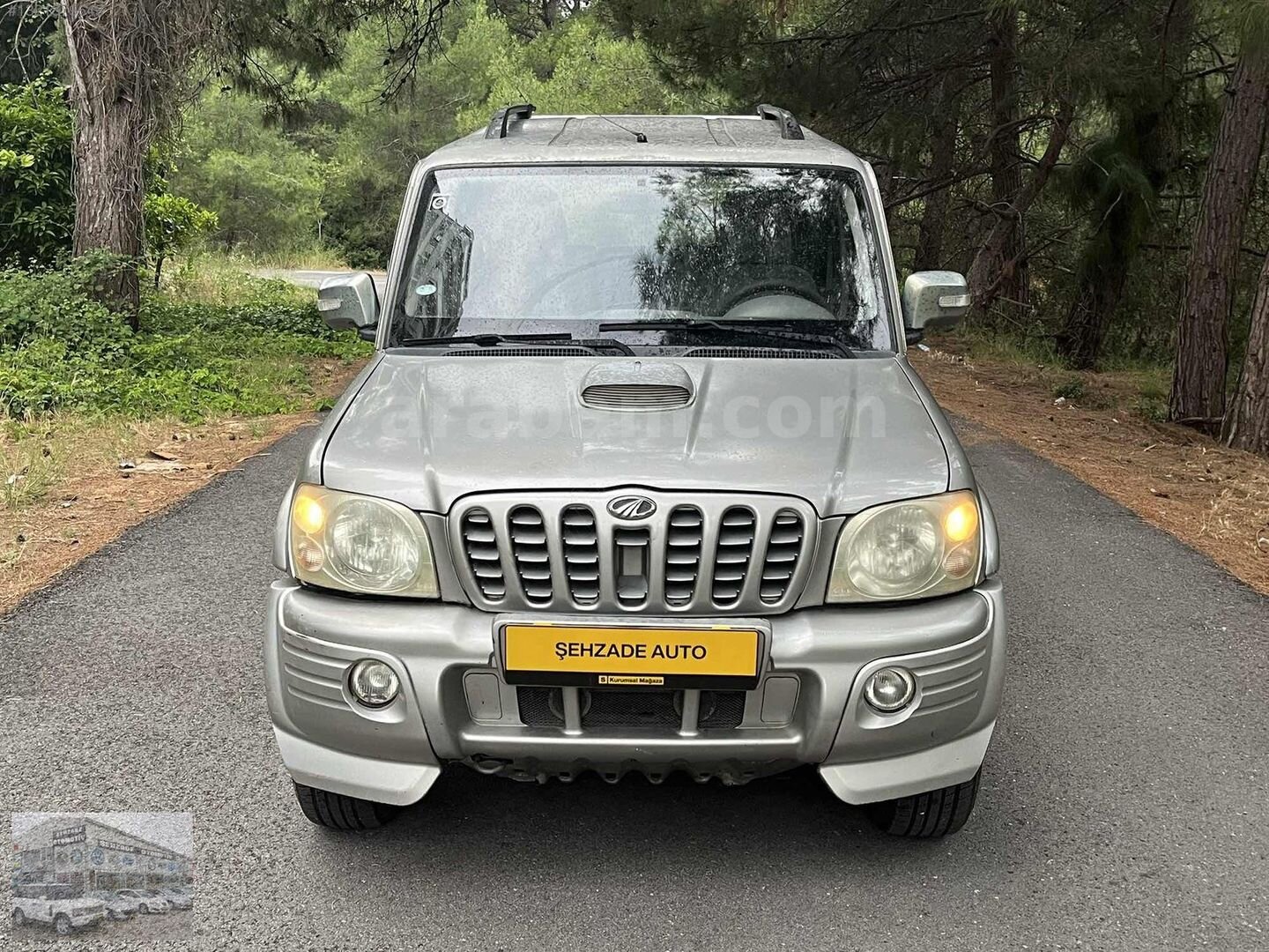 Galeriden Mahindra Goa 2.6 CRDe 2008 Model Antalya 230.000 km Gri 3