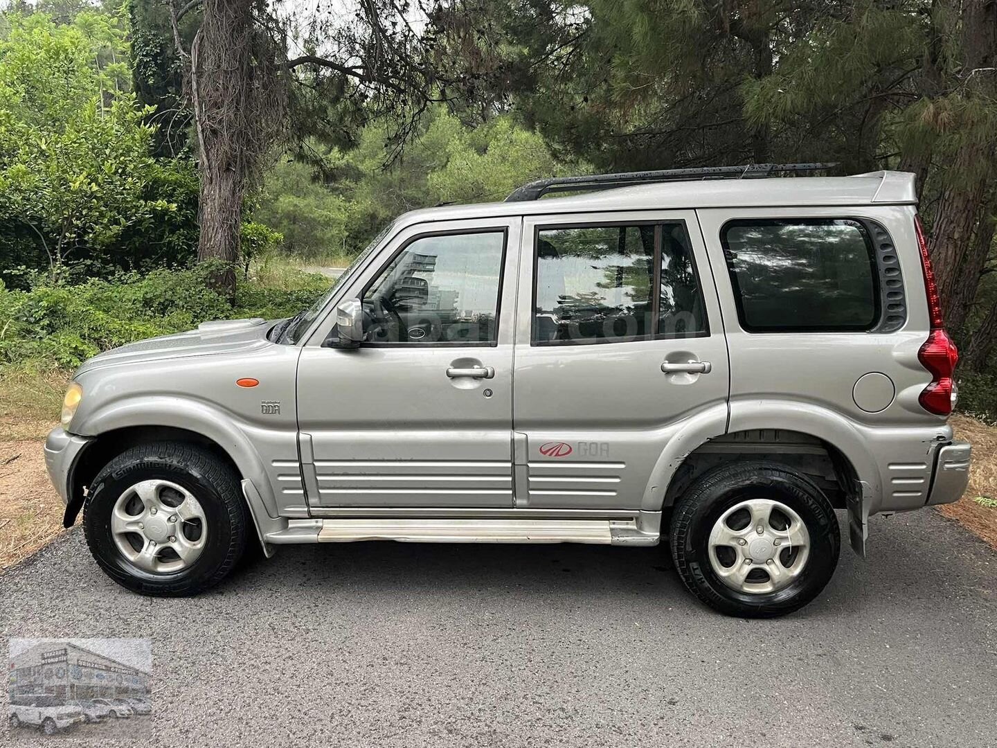 Galeriden Mahindra Goa 2.6 CRDe 2008 Model Antalya 230.000 km Gri 5