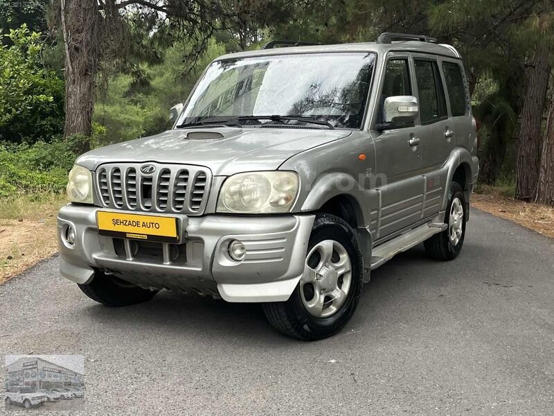 Galeriden Mahindra Goa 2.6 CRDe 2008 Model Antalya 230.000 km Gri