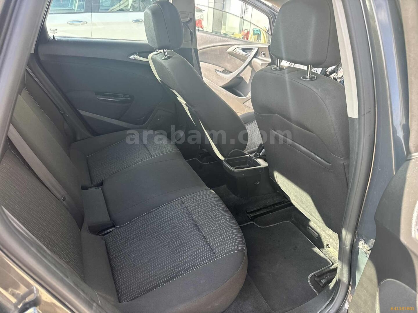 Galeriden Opel Astra 1.6 Edition 2015 Model Tekirdağ 123.000 km Siyah 7
