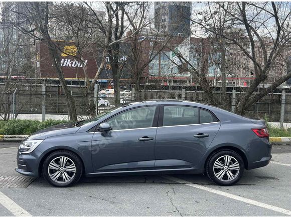 Sahibinden Renault Megane 1.3 TCe Touch 2023 Model 