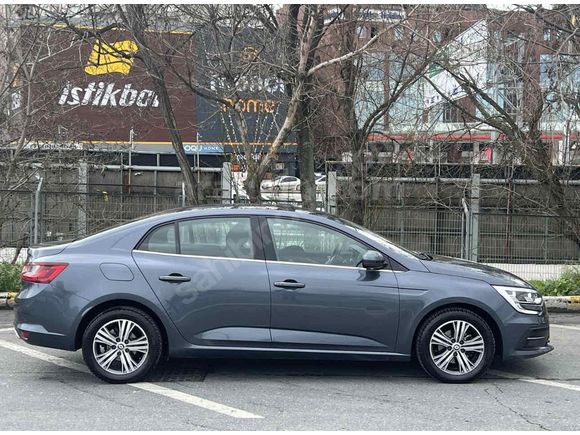 Sahibinden Renault Megane 1.3 TCe Touch 2023 Model 