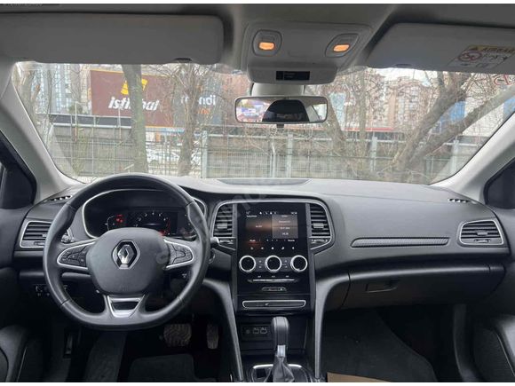 Sahibinden Renault Megane 1.3 TCe Touch 2023 Model 