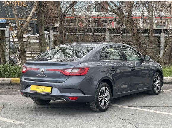 Sahibinden Renault Megane 1.3 TCe Touch 2023 Model 