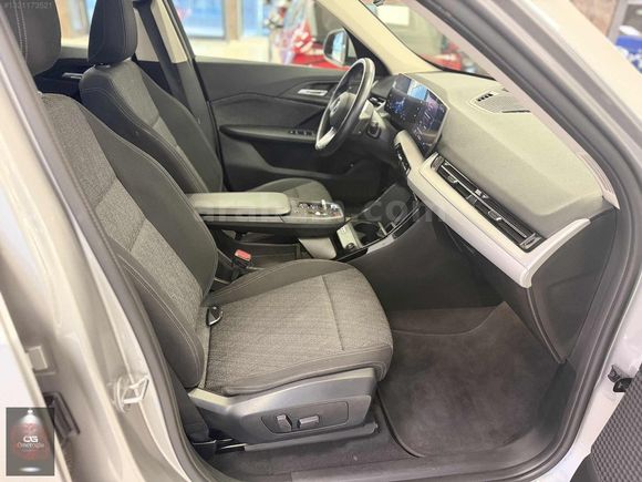 2024 MODEL BMW İX1 %20 FATURALI CONNECTEDLI