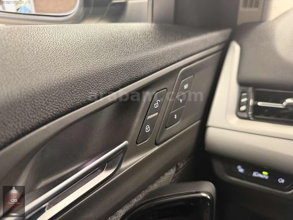 2024 MODEL BMW İX1 %20 FATURALI CONNECTEDLI