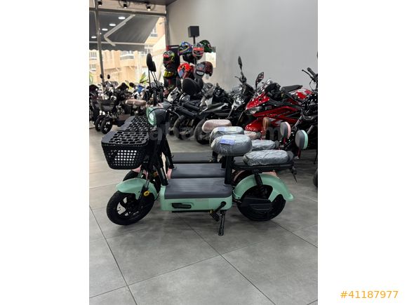 ÇAKIR MOTORS'DAN EHLİYETSİZ SİGORTASIZ ELEKTRİKLİ SCOOTER
