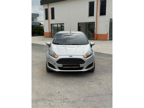 Galeriden Ford Fiesta 1.6 Trend 2013 Model Osmaniye 81.000 km Gri (Gümüş)