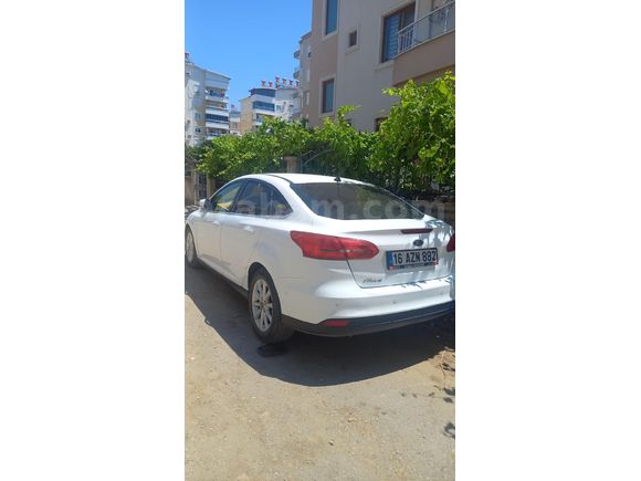 Sahibinden Ford Focus 1.6 TDCi Titanium 2017 Model  173.000 km Beyaz