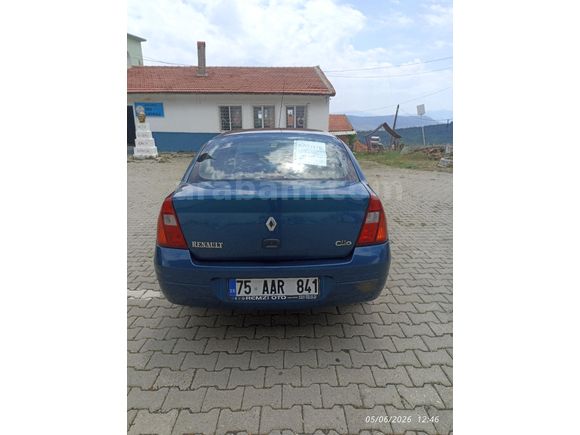 Sahibinden Renault Clio 1.4 RNA 2000 Model