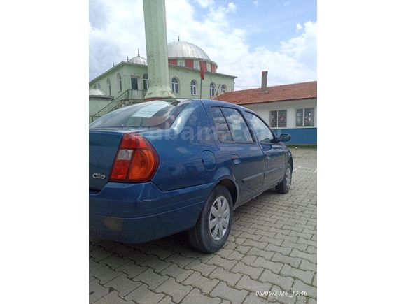 Sahibinden Renault Clio 1.4 RNA 2000 Model