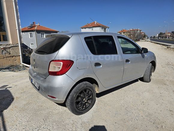 TORANLAR OTOMOTİV DEN 2013 MODEL DATCİA SANDERO 1.2