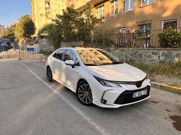 Toyota Corolla 1.5 Flame X-Pack 2021 Model 49binde 