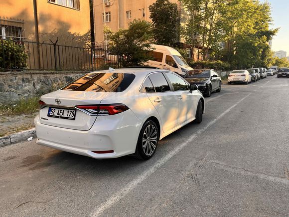 Toyota Corolla 1.5 Flame X-Pack 2021 Model 49binde 