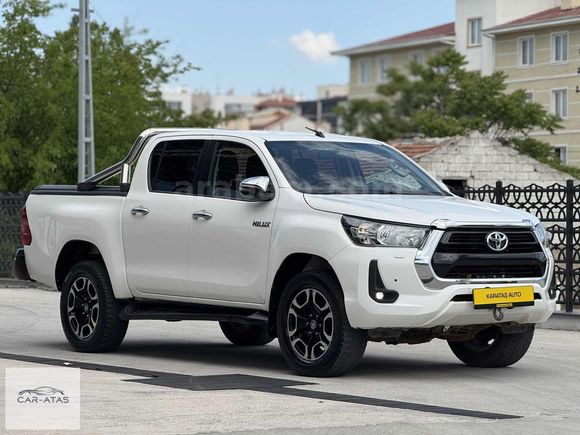 KARATAŞ AUTO'DAN 2020 2.4 4X4 HİLUX 1 PARÇA BOYALI