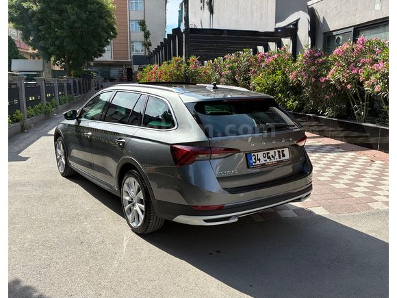 SAHİBİNDEN - HATASIZ - BOYASIZ - 2023 SKODA OCTAVİA SCOUT