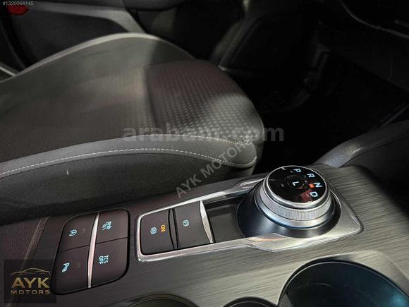 AYK MOTORS 2020 MODEL FORD FOCUS TİTANİUM DEĞİŞENSİZ TRAMERSİZ