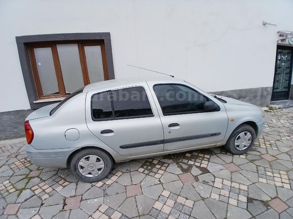 Sahibinden Renault Clio 1.4 RNA 2000 Model