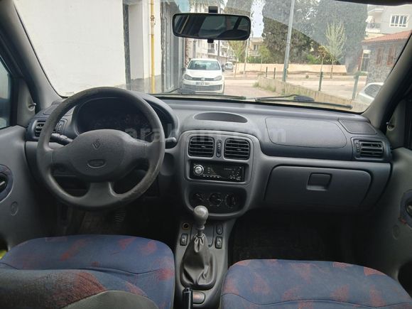 Sahibinden Renault Clio 1.4 RNA 2000 Model