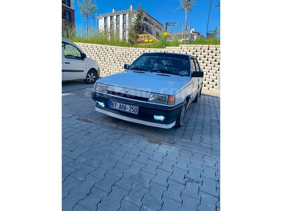 Sahibinden ORJİNAL TEMİZ Renault R 9 1.4 Broadway 1996 Model 