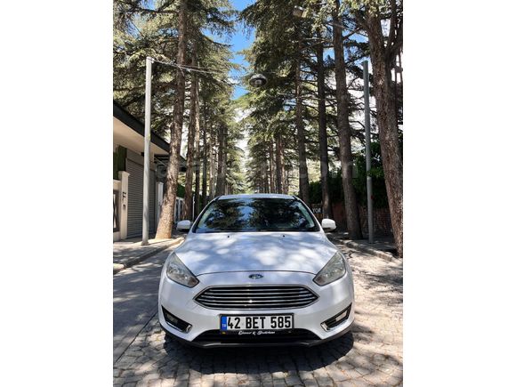 DEGİŞENSİZ AİLE ARACI 1.6 TDCİ MANUEL
