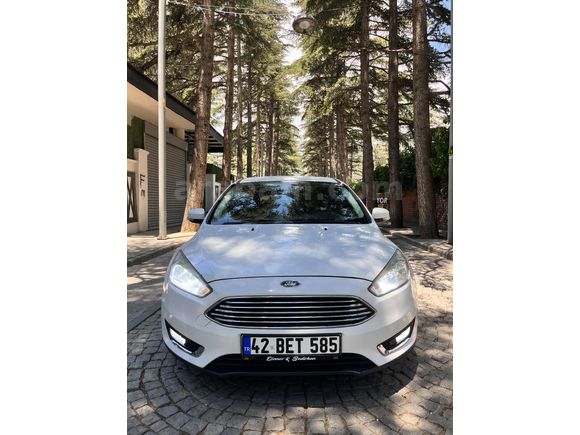 DEGİŞENSİZ AİLE ARACI 1.6 TDCİ MANUEL