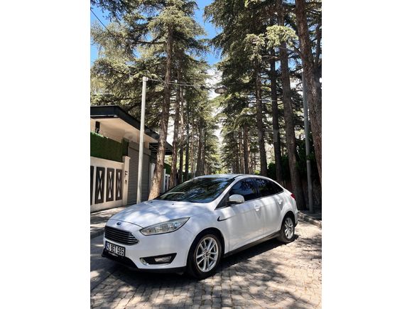 DEGİŞENSİZ AİLE ARACI 1.6 TDCİ MANUEL