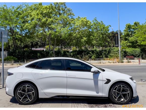 CENOVA MOTORS 2024 MODEL BYD SEAL EXCELLENCE 530 HP HATASIZ