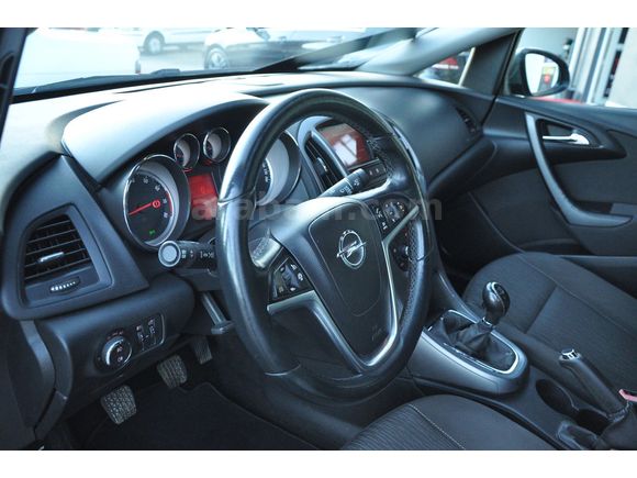 2017 OPEL ASTRA SEDAN 1.6 EDİTİON PLUS 100.000KM'DE KARTA TAKSİT
