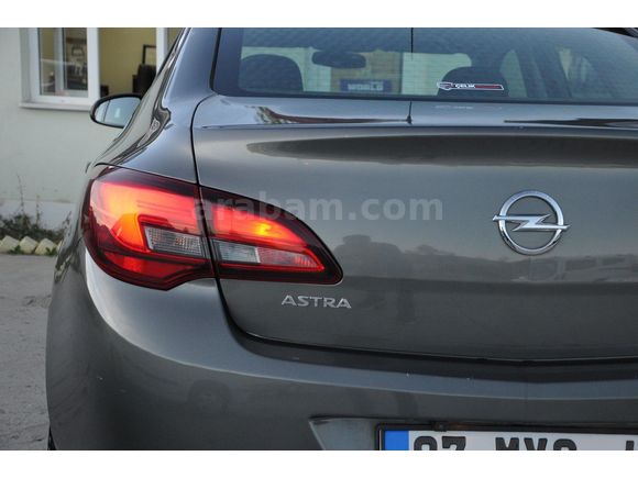2017 OPEL ASTRA SEDAN 1.6 EDİTİON PLUS 100.000KM'DE KARTA TAKSİT