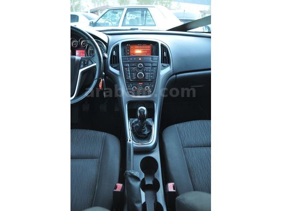 2017 OPEL ASTRA SEDAN 1.6 EDİTİON PLUS 100.000KM'DE KARTA TAKSİT