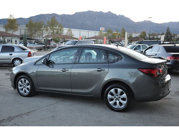 2017 OPEL ASTRA SEDAN 1.6 EDİTİON PLUS 100.000KM'DE KARTA TAKSİT