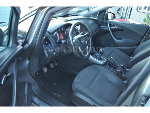 2017 OPEL ASTRA SEDAN 1.6 EDİTİON PLUS 100.000KM'DE KARTA TAKSİT