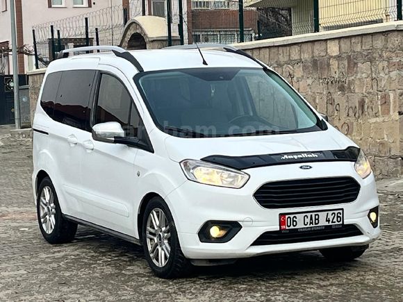 Sahibinden Ford Tourneo Courier 1.5 TDCi Titanium 2020 Model
