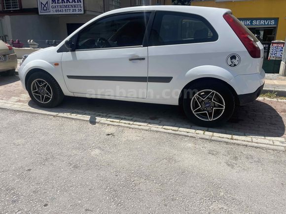 Sahibinden Ford Fiesta 1.4 TDCi Comfort 2009 Model 