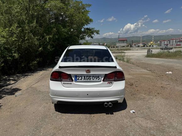 Sahibinden Honda Civic 1.6i VTEC Premium 2010 Model 