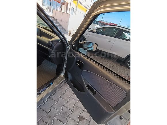 Sahibinden Dacia Solenza 1.4 Rapsodie 2004 Model