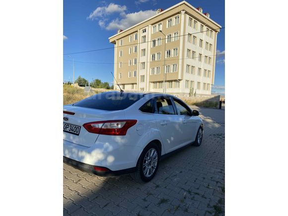 2013 ÇIKIŞLI HATASIZ BOYASIZ DÜŞÜK KM 