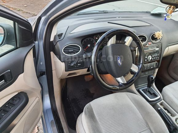 Sahibinden Ford Focus 1.6 Ghia 2006 Model