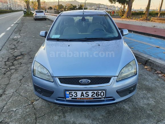 Sahibinden Ford Focus 1.6 Ghia 2006 Model