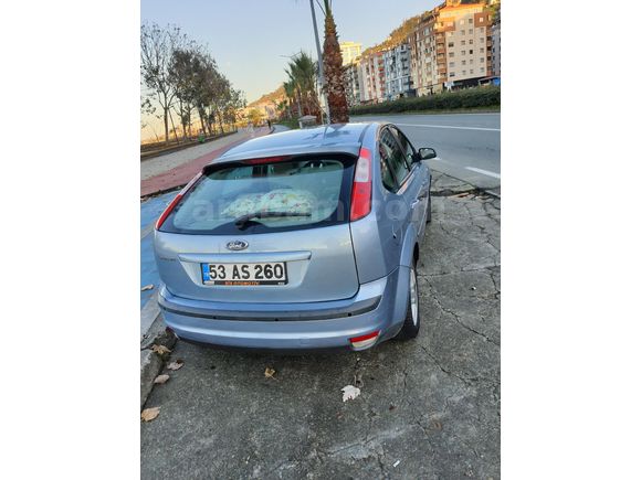 Sahibinden Ford Focus 1.6 Ghia 2006 Model