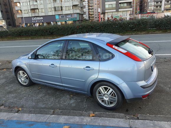 Sahibinden Ford Focus 1.6 Ghia 2006 Model