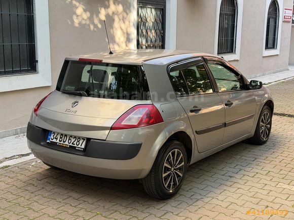 2005 MODEL MEGANE 1.4 16 VALF HB BENZİNLİ KLİMALI TERTEMİZ