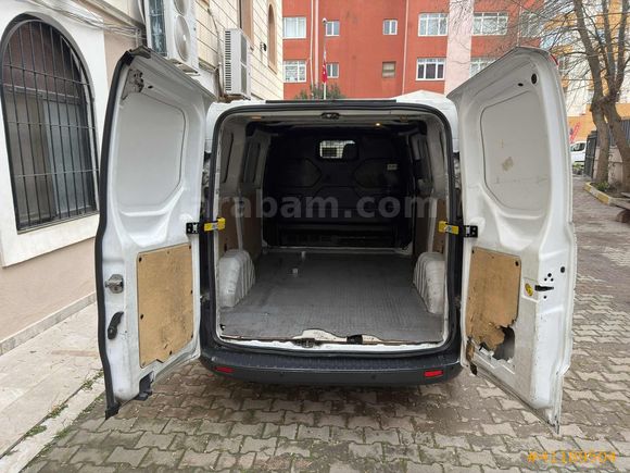 2017 MODEL CUSTOM PANELVAN KLİMALI 6 İLERİ VİTES % 20 FATURALI