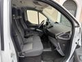 2017 MODEL CUSTOM PANELVAN KLİMALI 6 İLERİ VİTES % 20 FATURALI