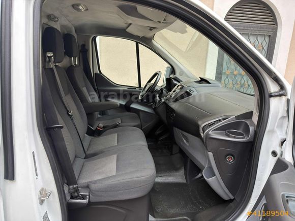 2017 MODEL CUSTOM PANELVAN KLİMALI 6 İLERİ VİTES % 20 FATURALI