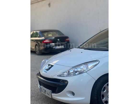 2011 model. 206+. Cam gıbı 
