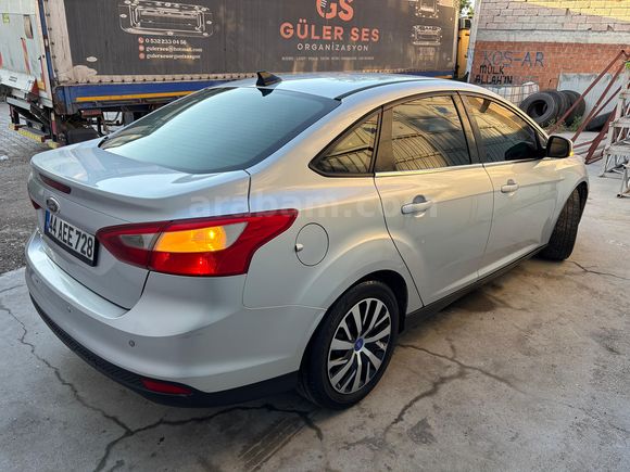 Sahibinden Ford Focus 1.6 Ti-VCT Trend X 2012 Model 